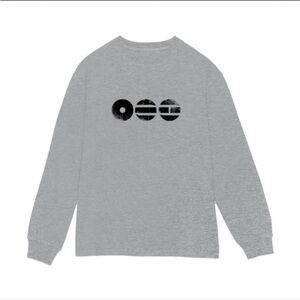 Grey Long Sleeve Tee with Black Disc Graphic